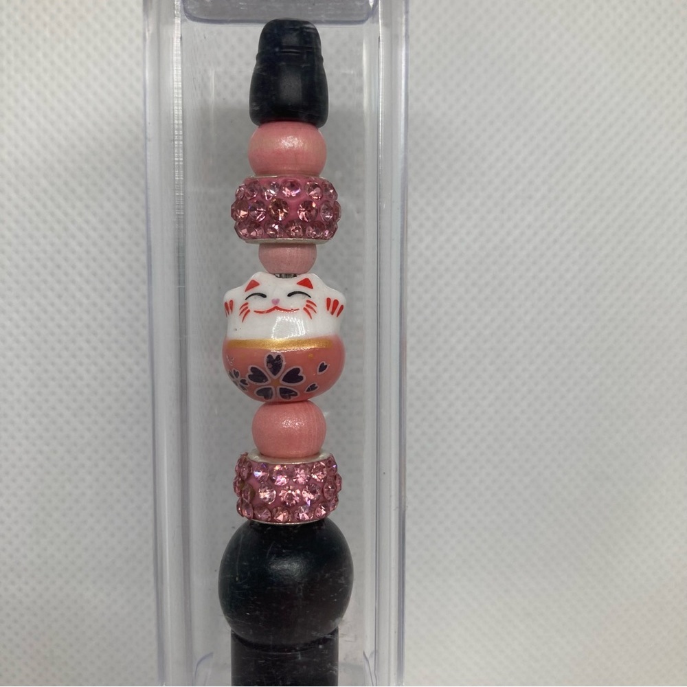 Hand Beaded Pen w/Display Box and Two Ink Refills